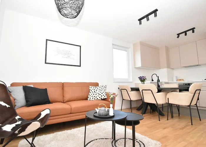 Urban Loft With Garage Place